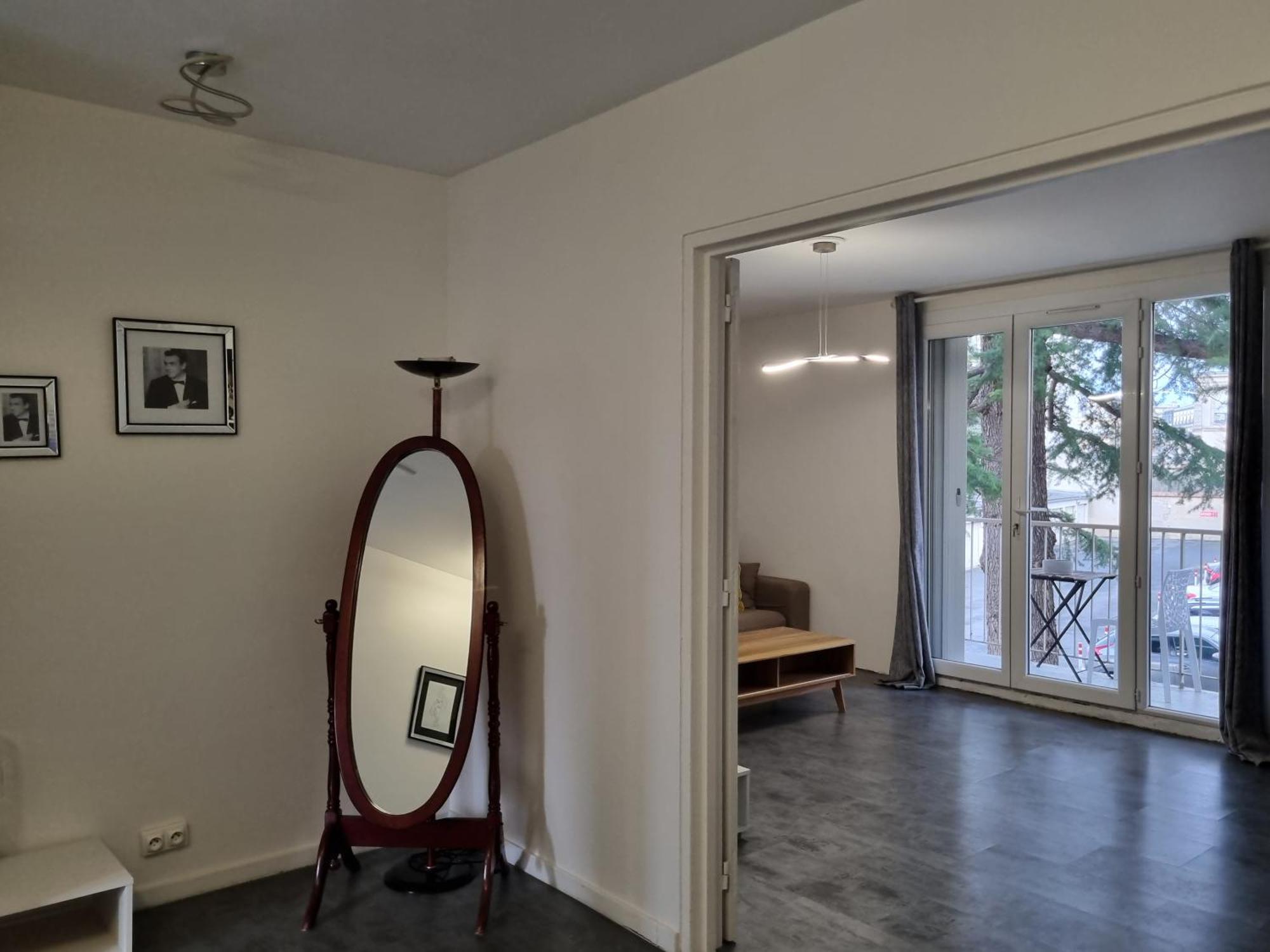 Cathedrale, Champagne Near, Park And Stores Close Apartment Reims